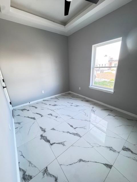 1606 W B St #1 - Photo 4 of 7