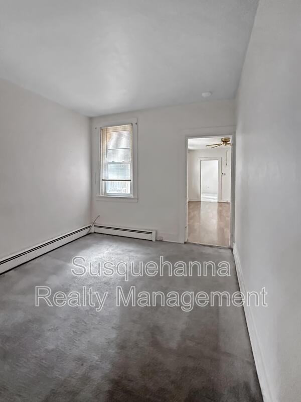 438 W Orange St #1 - Photo 6 of 10