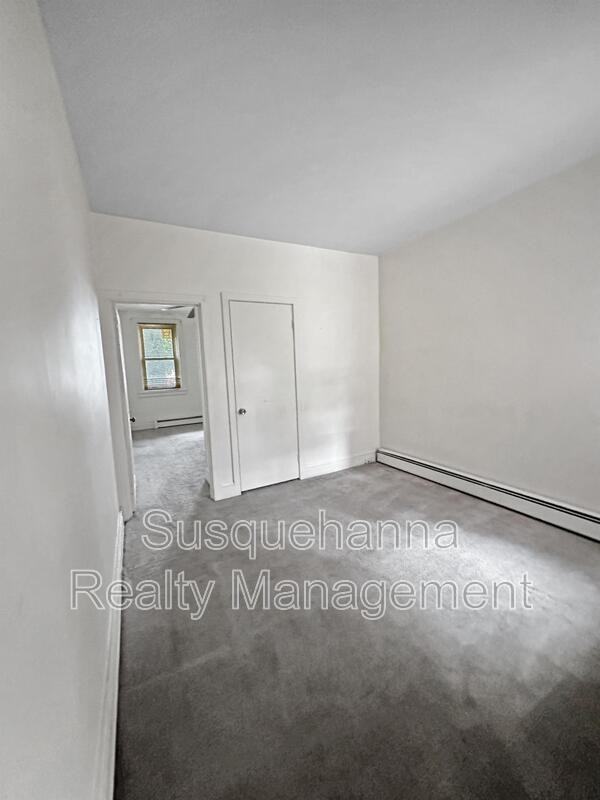 438 W Orange St #1 - Photo 7 of 10