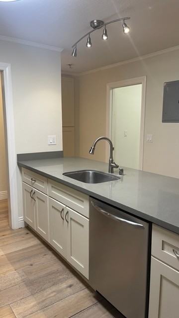 362 Euclid Ave #305 - Photo 7 of 32