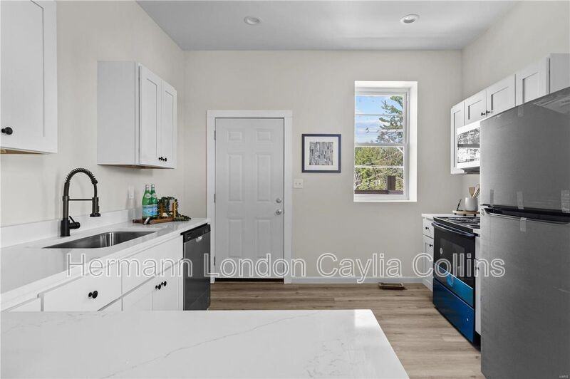 3215 Nebraska Ave #1F - Photo 7 of 19
