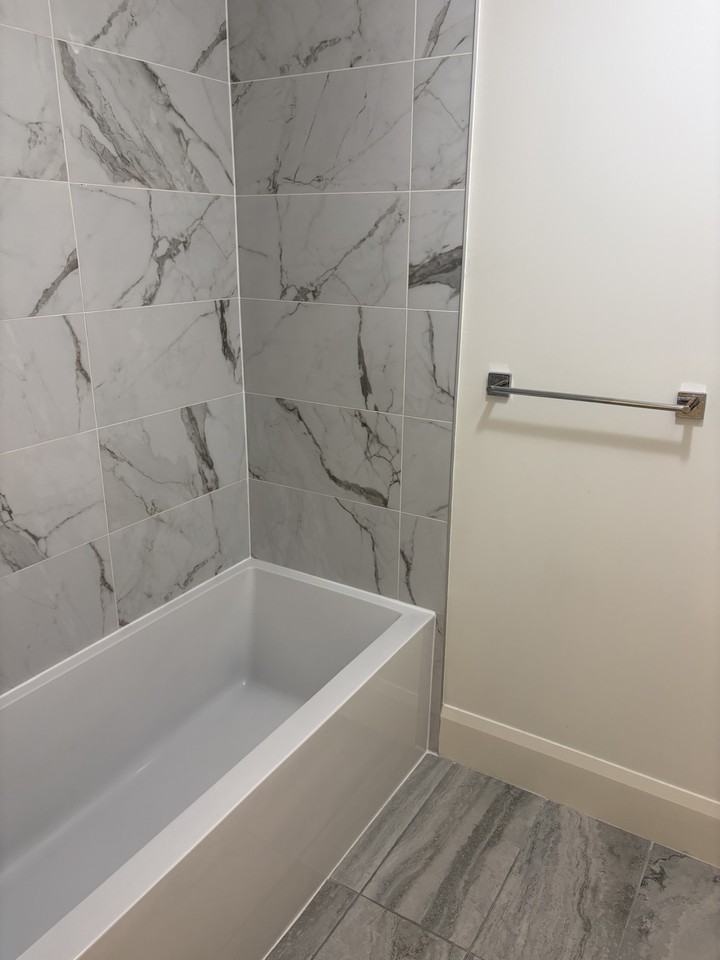 2 Keele Street - Photo 4 of 12