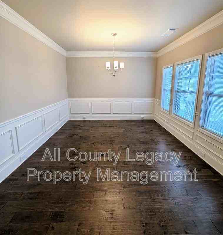 3696 Andover Way - Photo 4 of 16