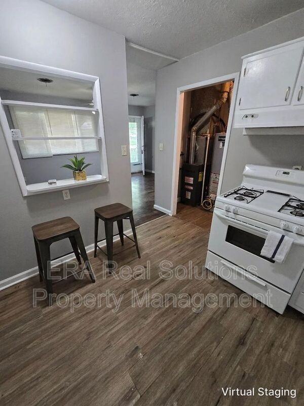 1124 Olney Dr - Photo 3 of 19