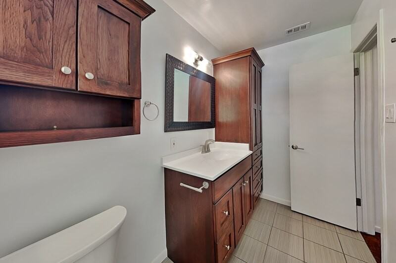 11029 Watterson Dr - Photo 3 of 17
