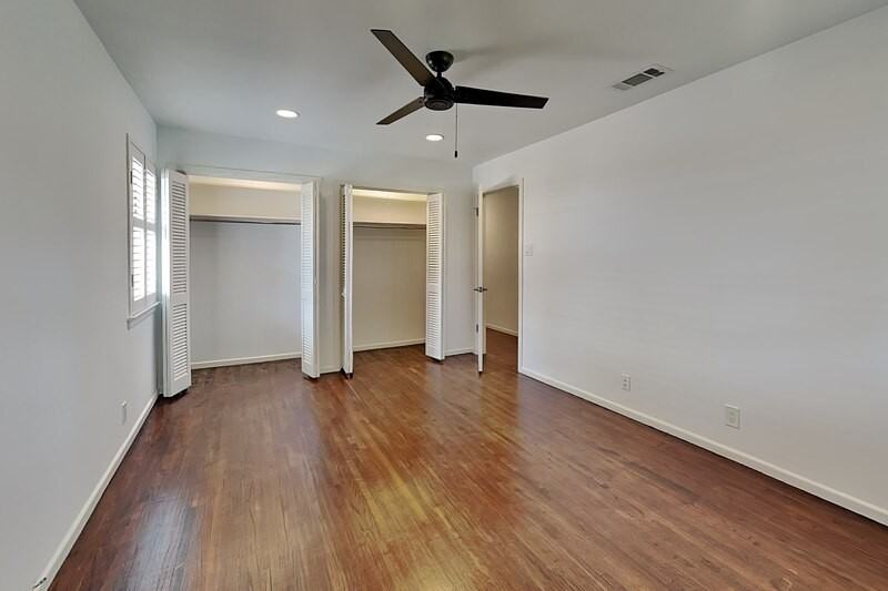 11029 Watterson Dr - Photo 5 of 17