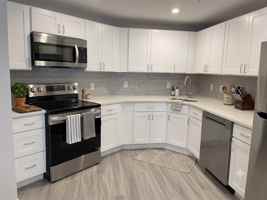 featured image of 328 Bank St