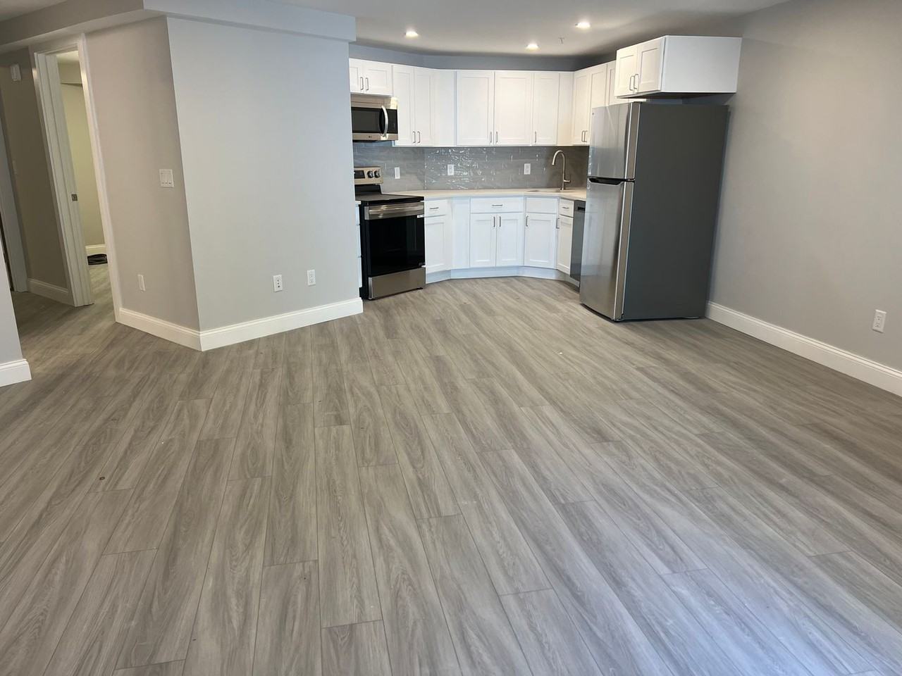 328 Bank - Photo 2 of 15
