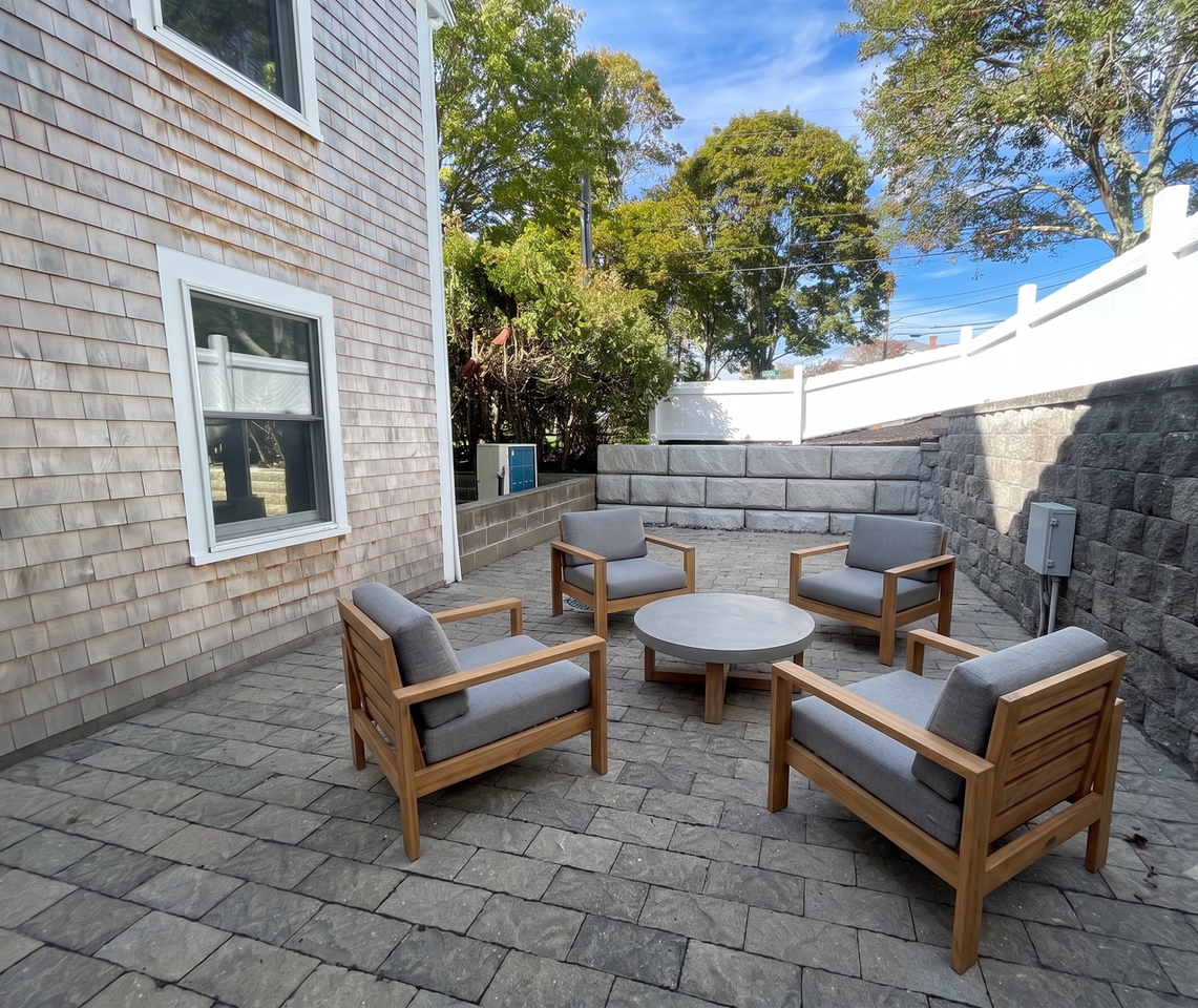 328 Bank - Photo 6 of 15