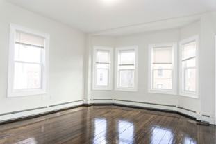 3147 Washington St - Photo 1 of 1