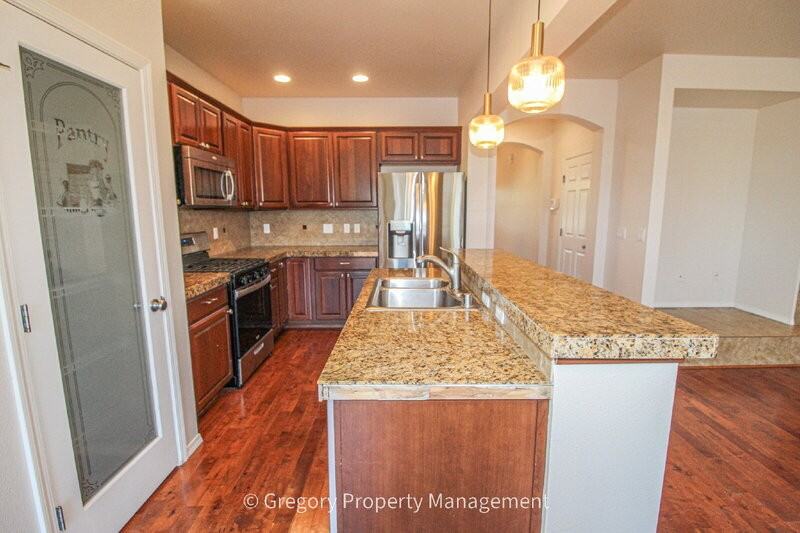 22924 42nd Dr Se - Photo 7 of 37