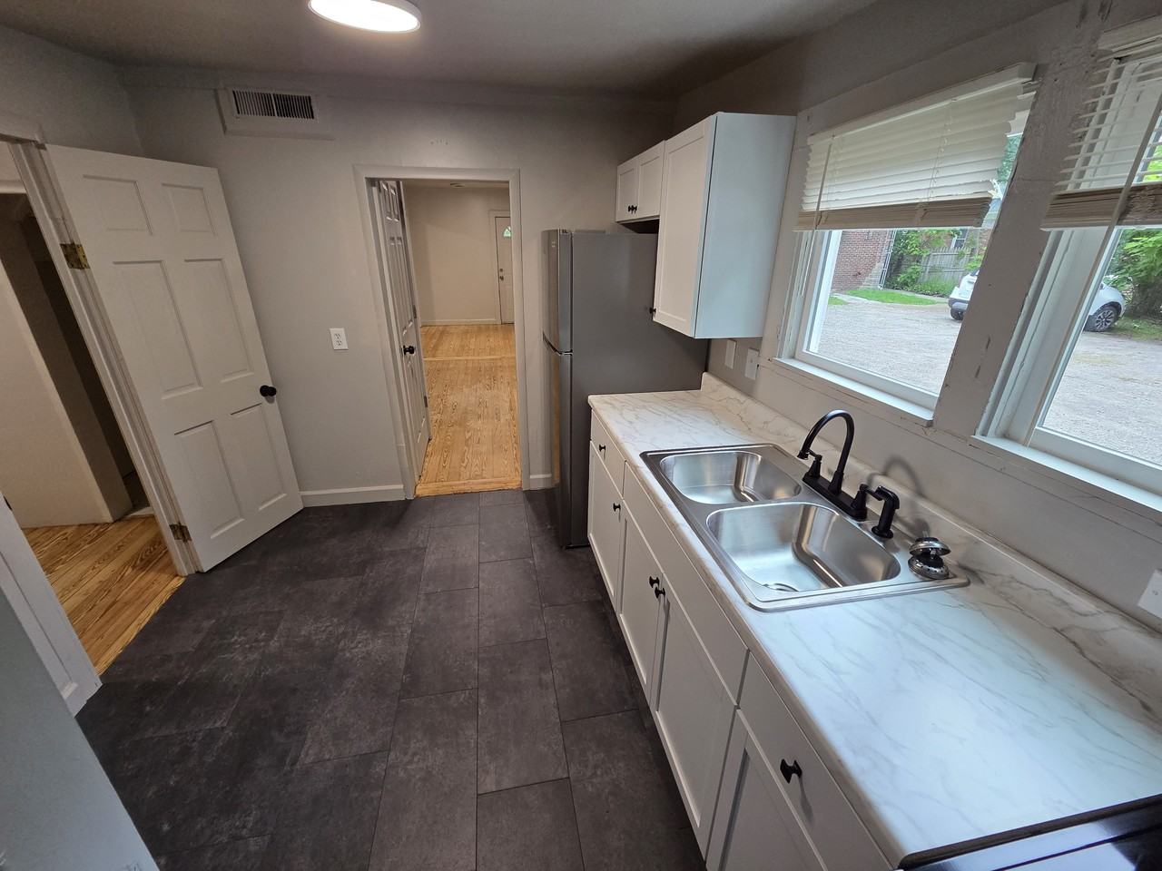 832 N Leroy St #1 - Photo 2 of 10