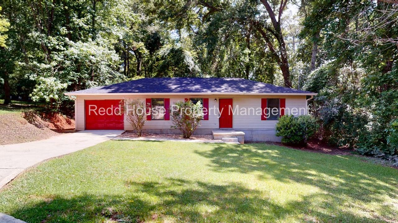 111 Oakridge Cir - Photo 3 of 19