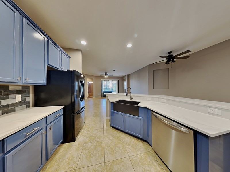 2131 Lacosta Pl - Photo 5 of 36