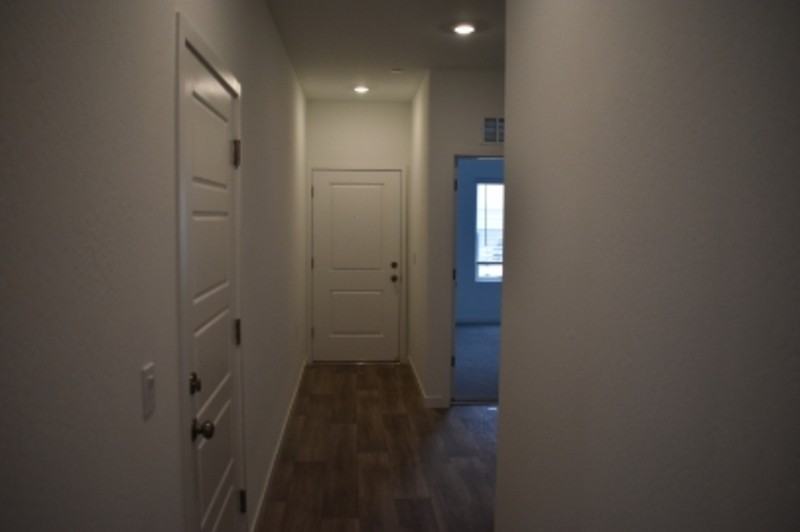 4486 N San Clemente Ave - Photo 6 of 29