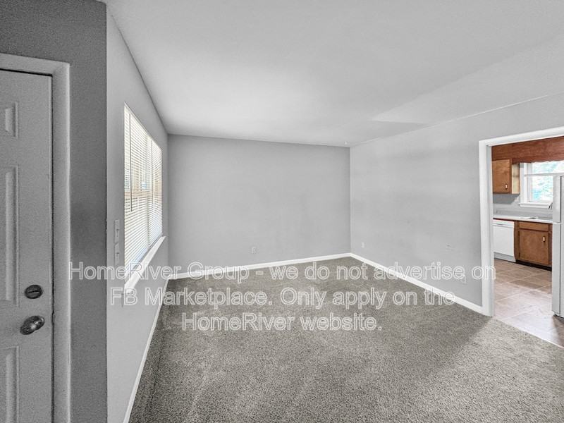 703 Barlow Way - Photo 3 of 19