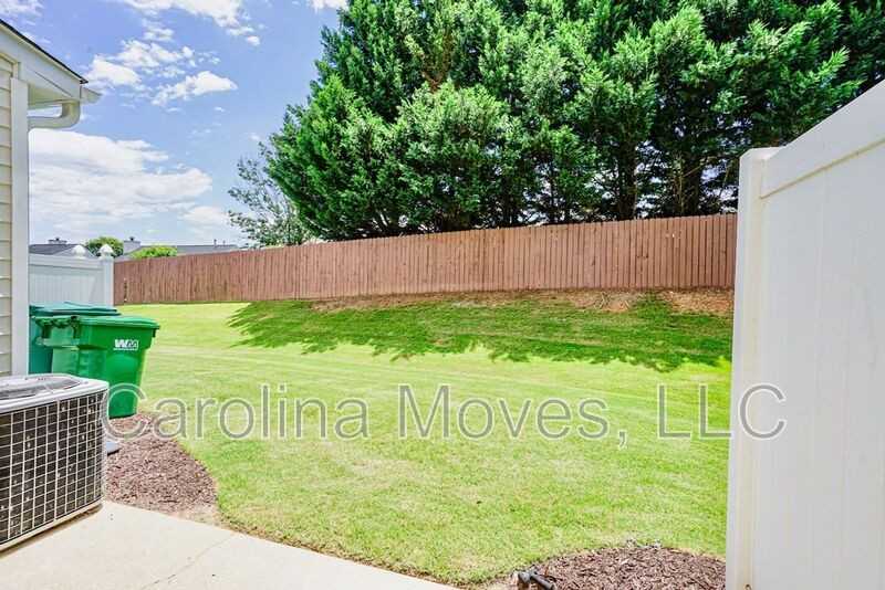 100 Xander Dr - Photo 5 of 7