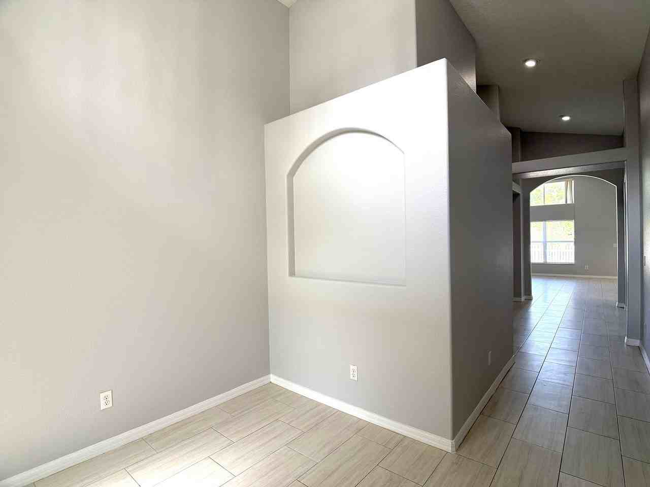 722 Windsor Estates Dr - Photo 6 of 33