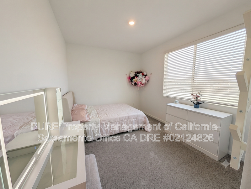 8840 Boes Way - Photo 7 of 21