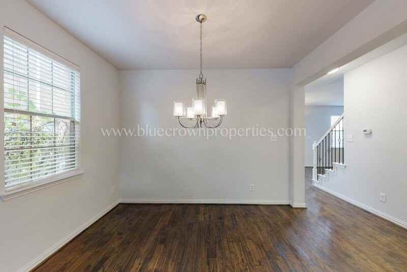 3208 Grant St - Photo 6 of 34