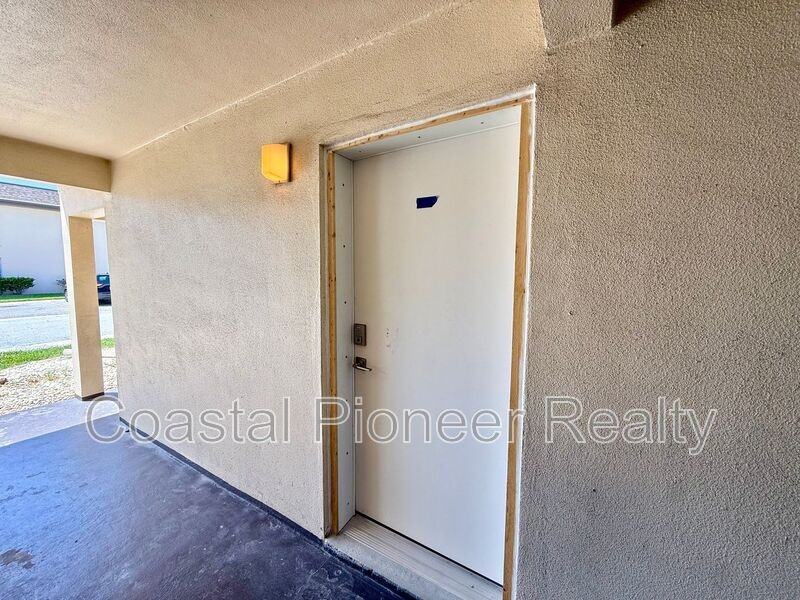 5132 Amulet Dr - Photo 2 of 23