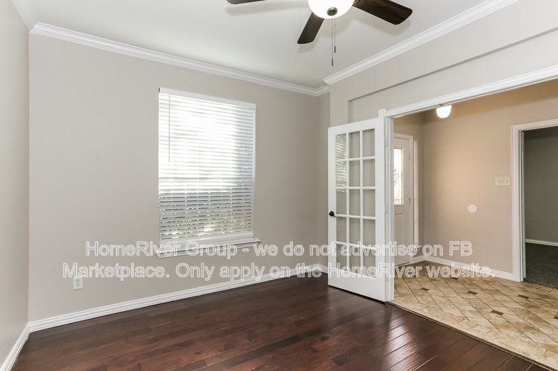 705 Champlain Ct - Photo 7 of 21