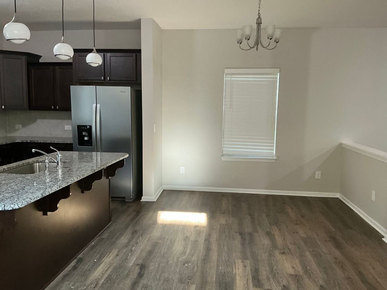 616 Spencer Ln - Photo 5 of 15