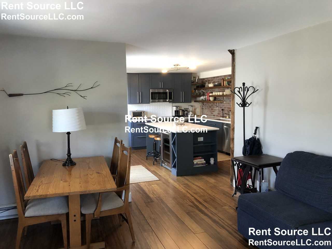17 Everett St #B - Photo 5 of 26