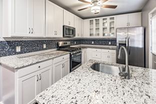705 S Van Buren St - Photo 1 of 1