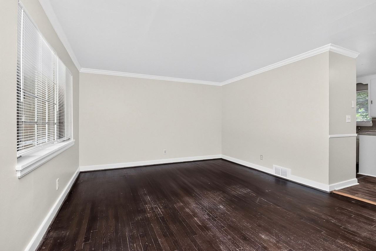 2642 Arnold Dr - Photo 4 of 16