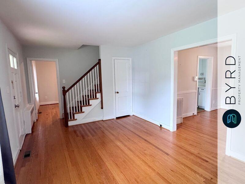 5914 Monument Ave - Photo 6 of 30