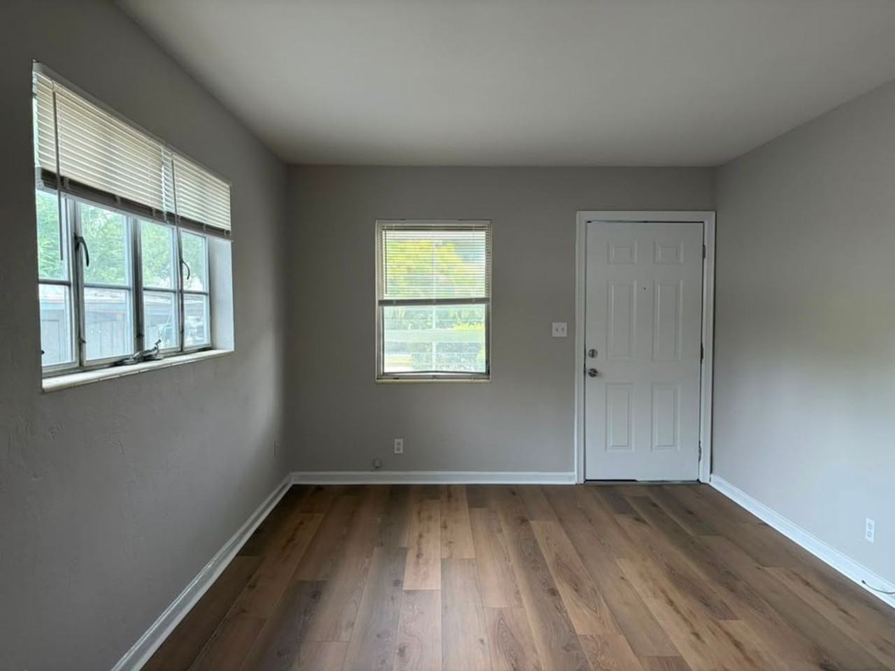 5304 15th Ave S - Photo 4 of 26