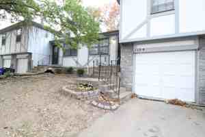 featured image of 115 N Saxony Dr