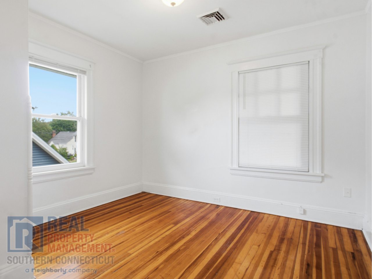 92 Aldine Ave - Photo 4 of 18