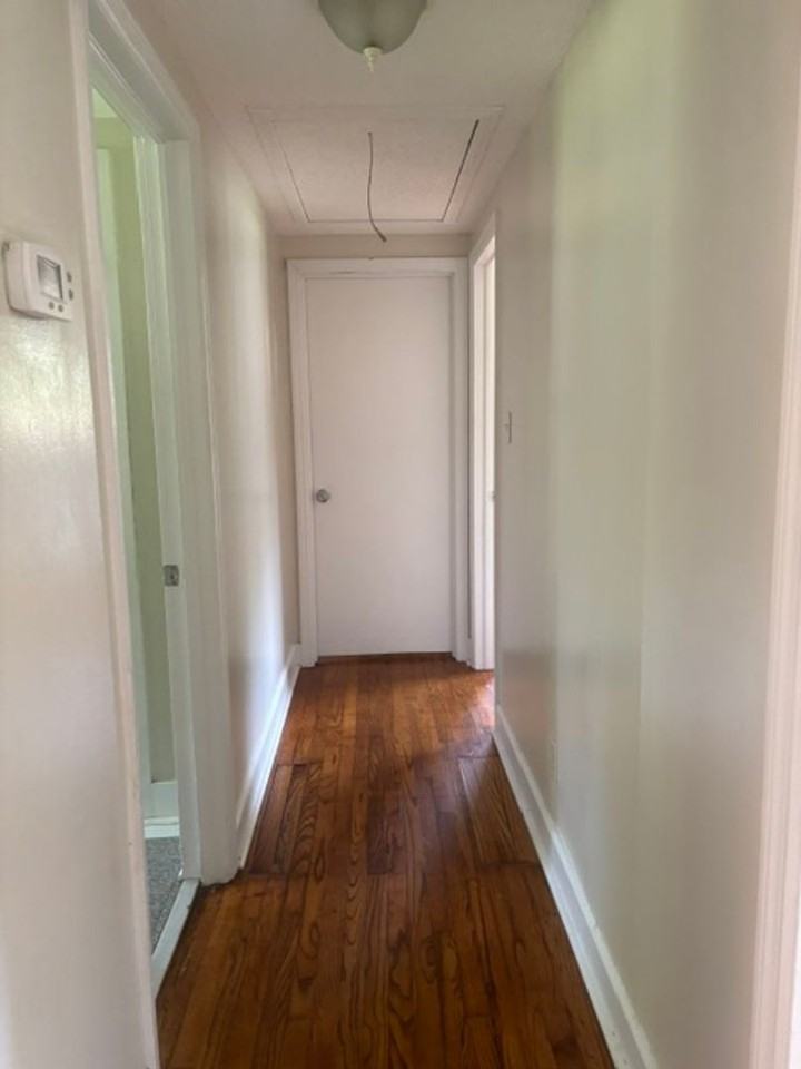 206 Bryan St - Photo 5 of 9