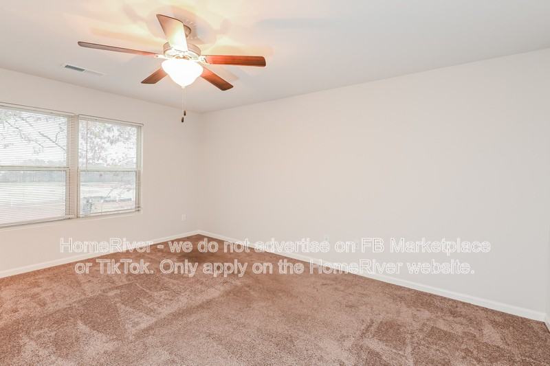 196 Daisy Cir - Photo 7 of 18