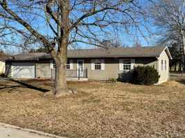 featured image of 7429 E Tara Ln
