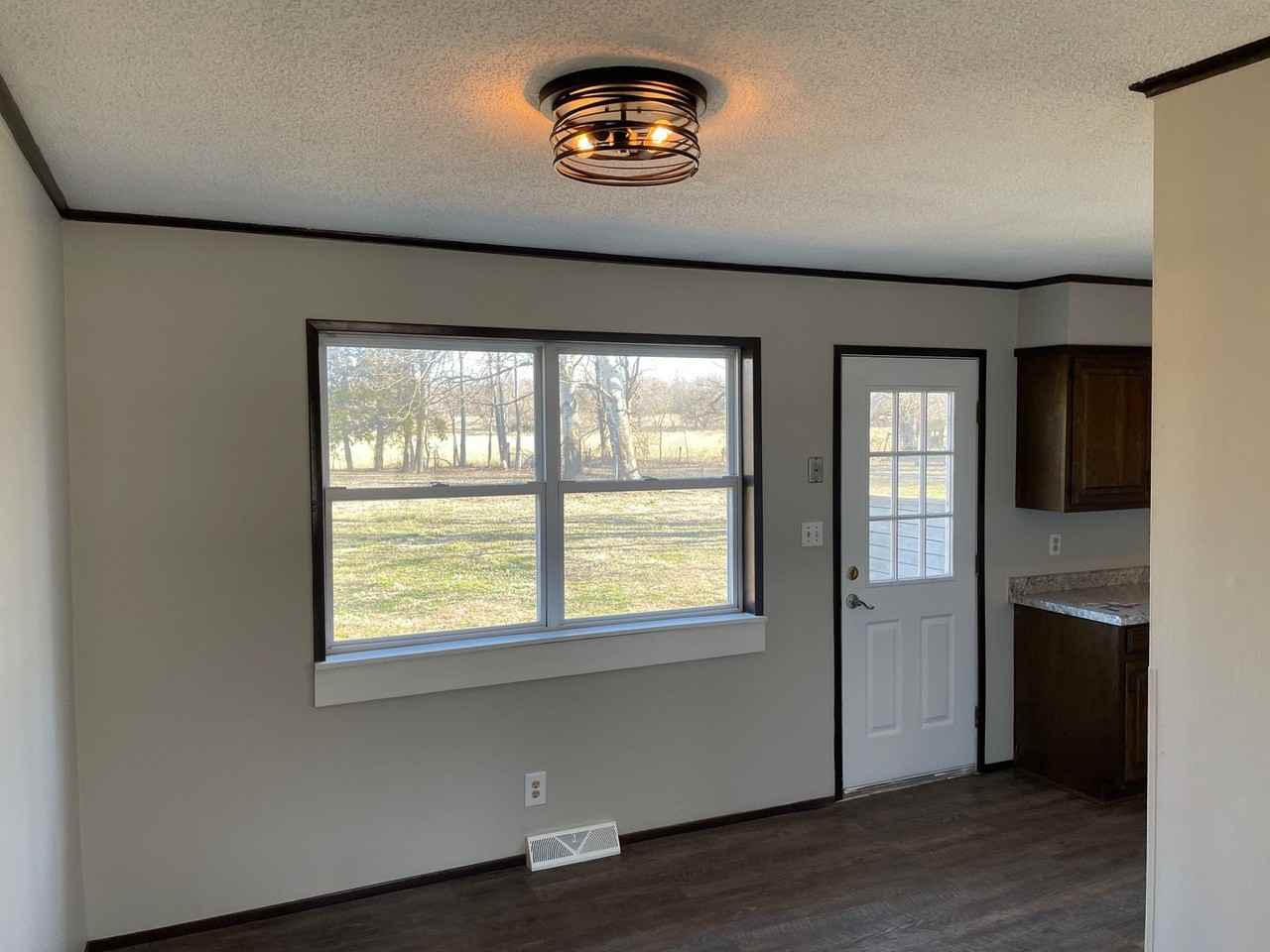 7429 E Tara Ln - Photo 7 of 17