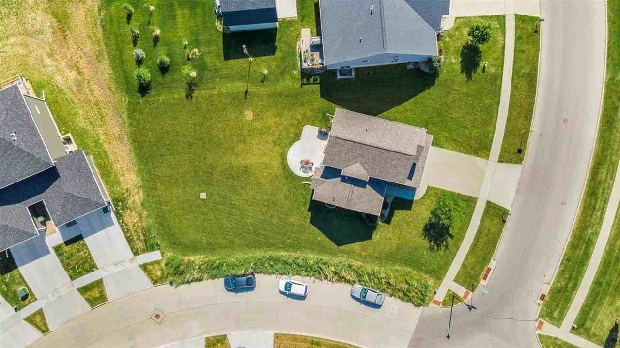 1514 Hummingbird Cir - Photo 2 of 21