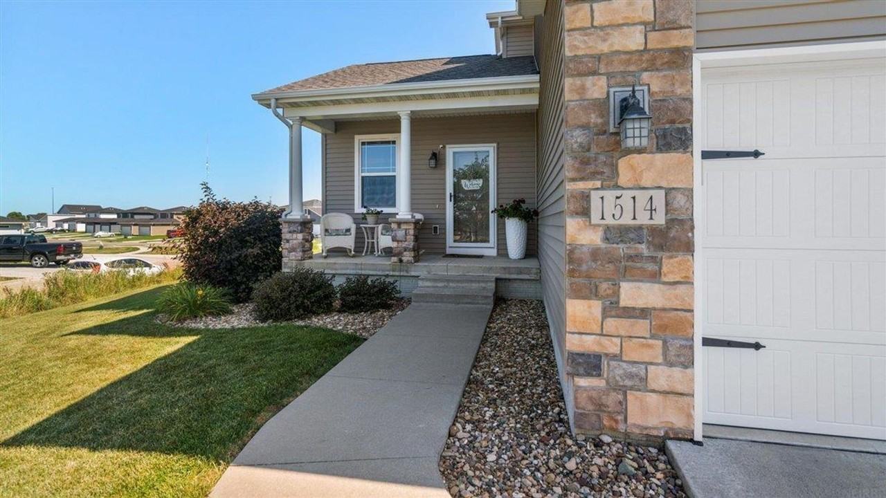 1514 Hummingbird Cir - Photo 5 of 21
