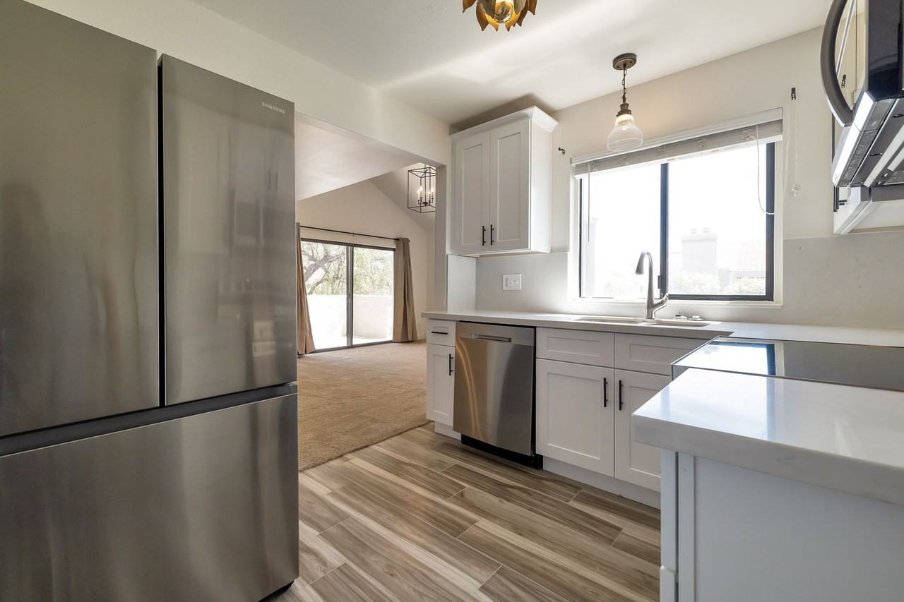 10115 E Mountain View Rd #2035