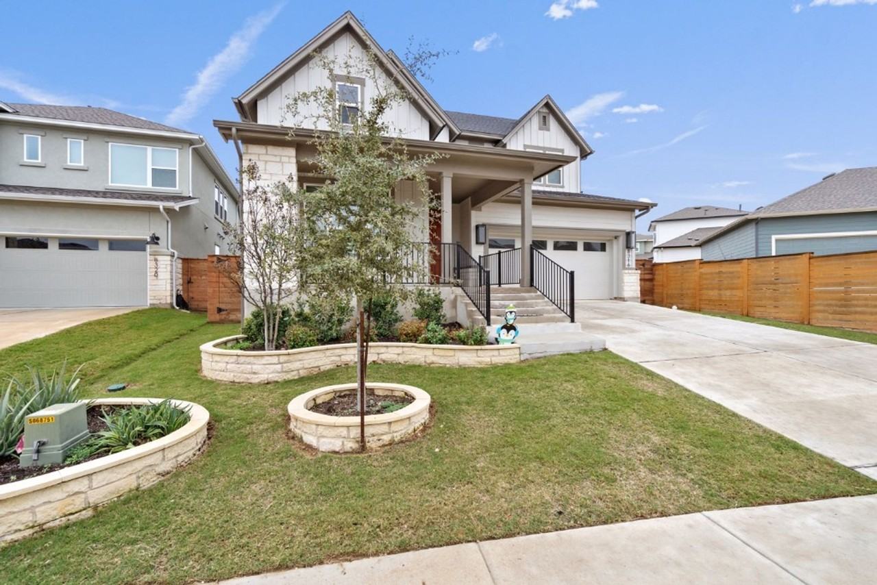 8316 Looksee Ln - Photo 3 of 45