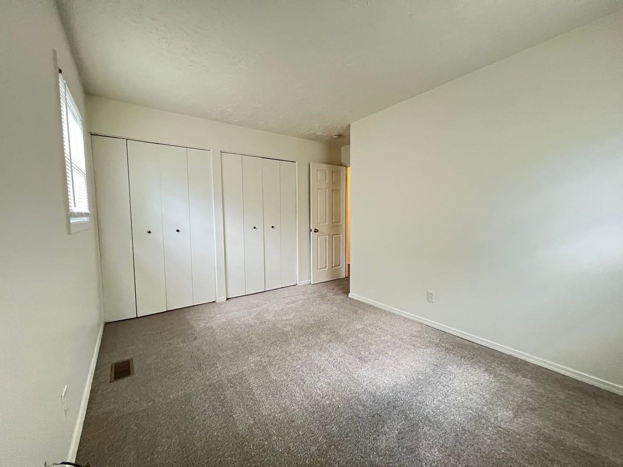 1206 Mount Vernon Dr - Photo 7 of 10