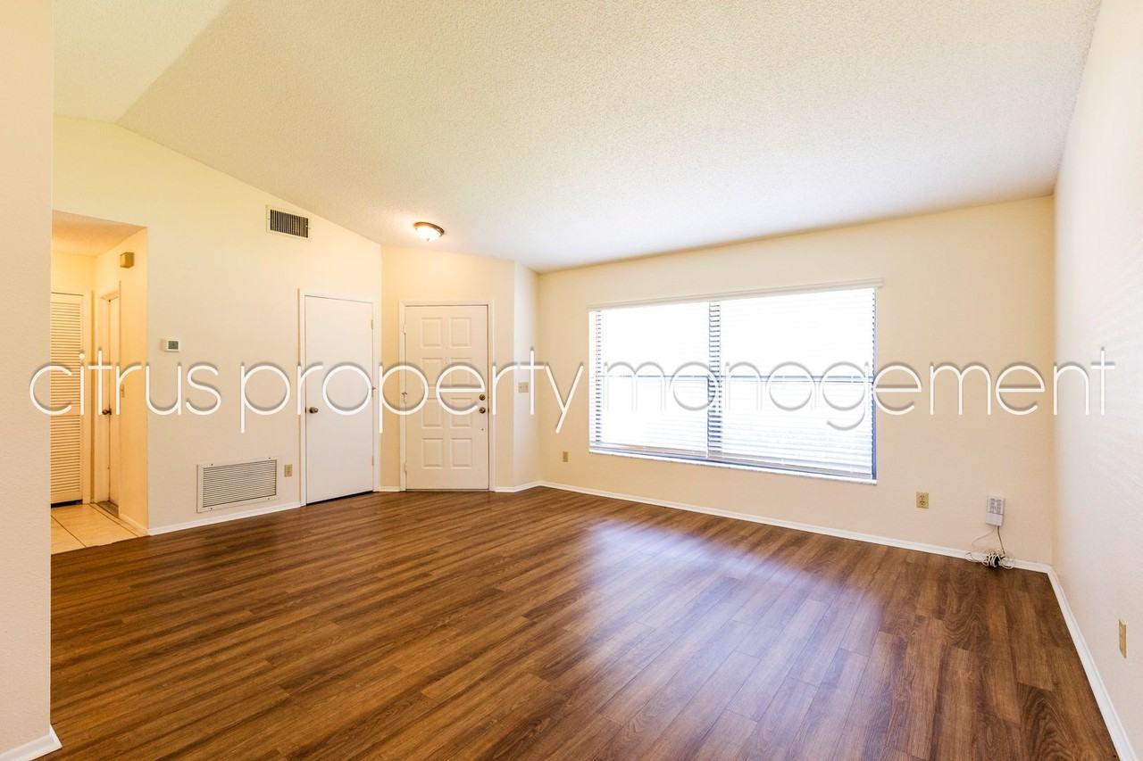 1002 Gammage Pt - Photo 4 of 26