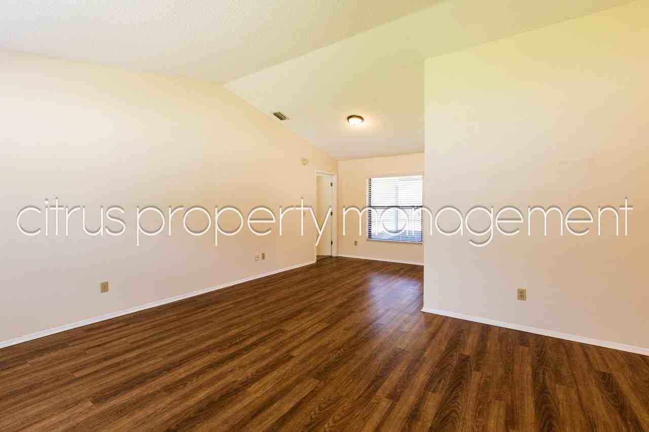 1002 Gammage Pt - Photo 5 of 26
