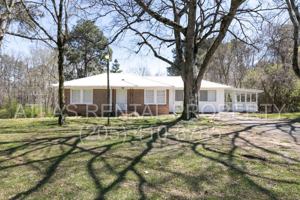 featured image of 1733 Shannon Rd