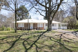 1733 Shannon Rd - Photo 1 of 1