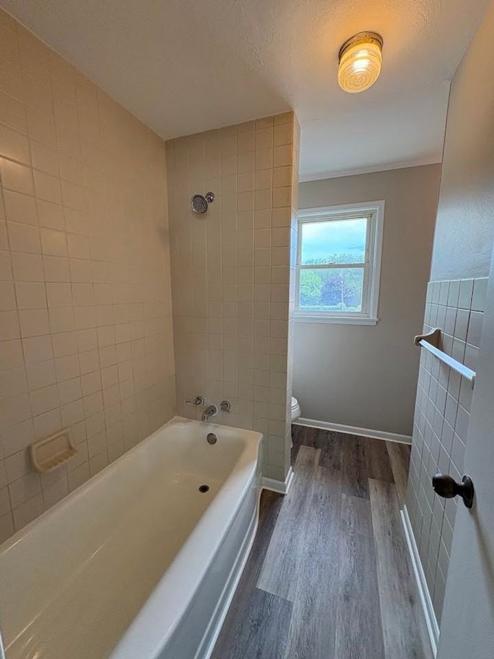 112 29th St Ne - Photo 6 of 8
