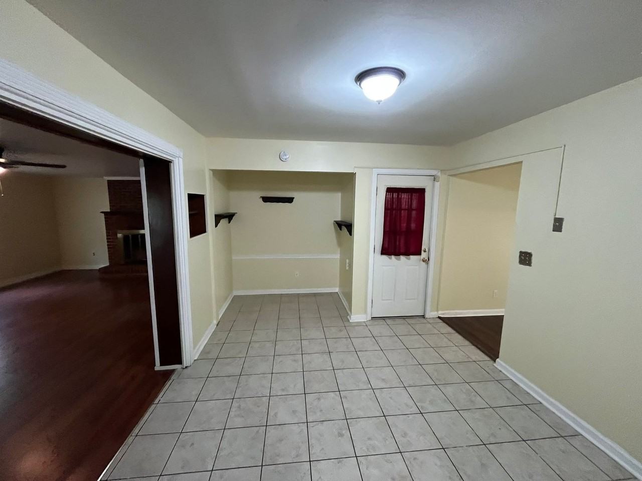 951 Celia Dr - Photo 3 of 28