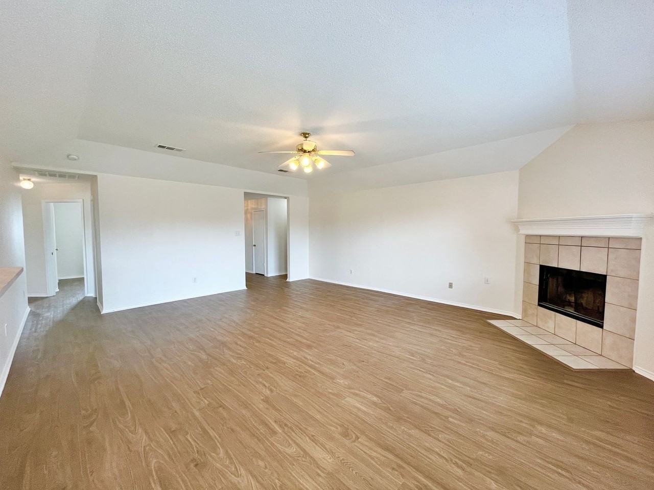 1621 Antelope Run - Photo 3 of 19